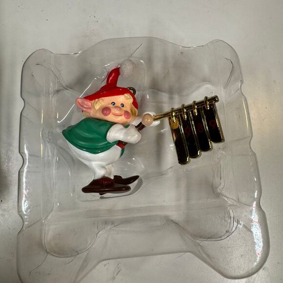 Hallmark Hark! It’s Herald 1989 ornament Keepsake Ornament First in Series Elf - Picture 2 of 8